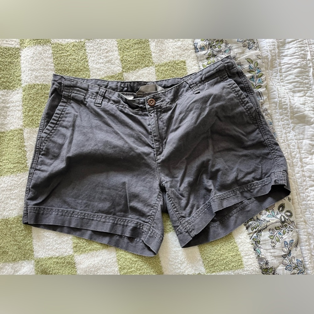 The NorthFace linen and cotton shorts size 14